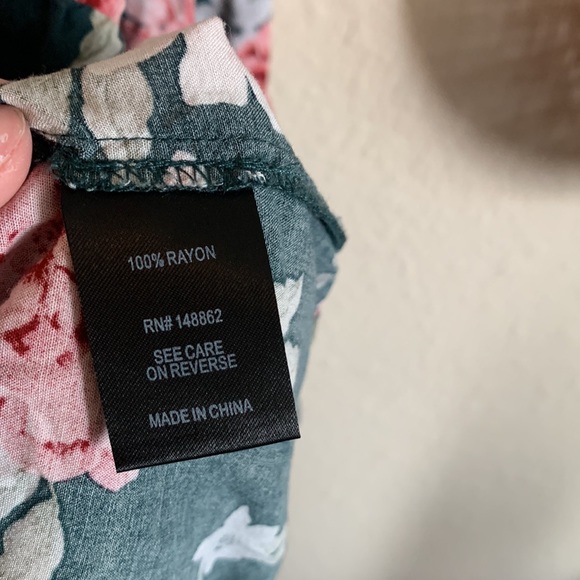 Torrid floral long sleeve blouse - Picture 4 of 5